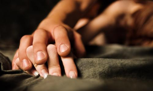 Поза, которая не оставит ни одну женщину без оргазма